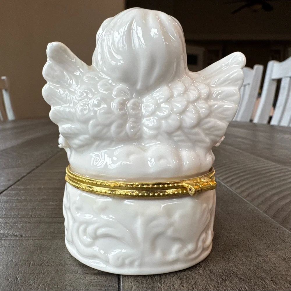 Vintage Cherub Angel Trinket/Jewelry Box Jar Container
